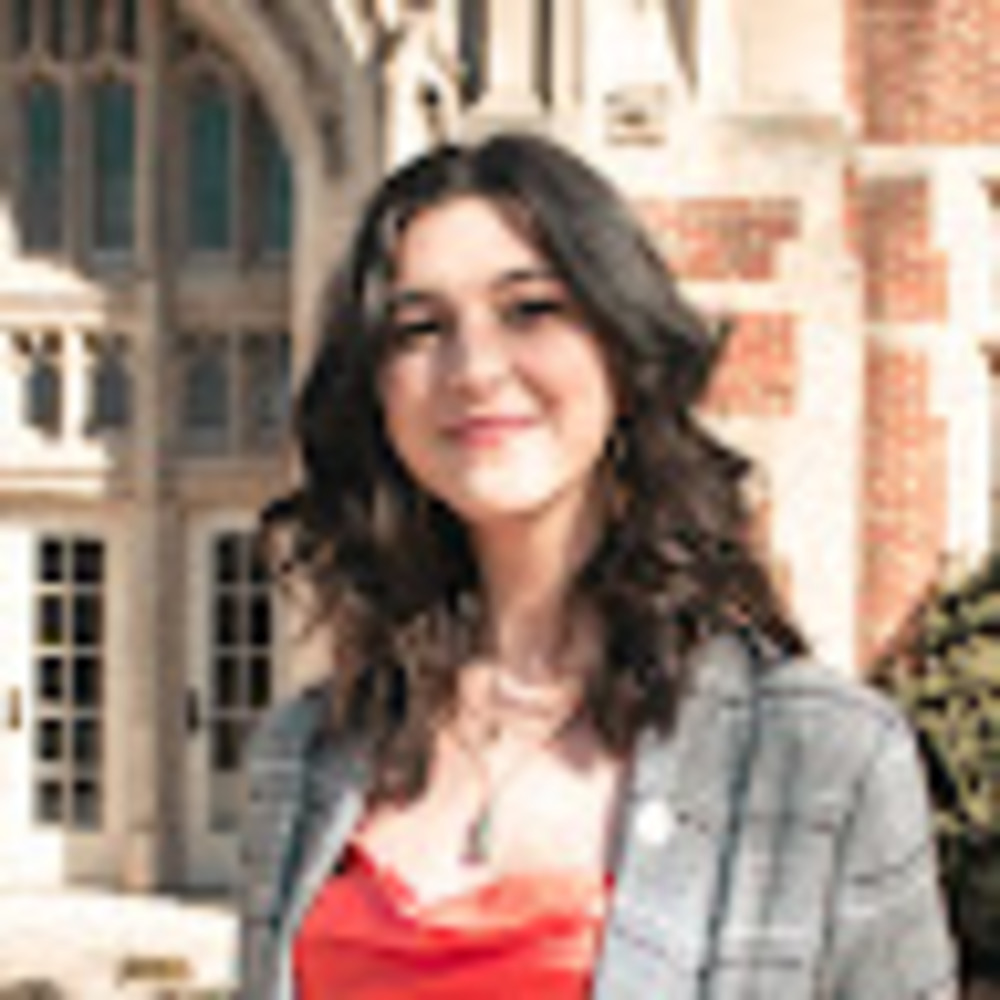 Meet your Posher, Maddie